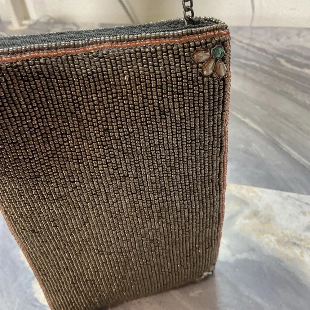 Mary Frances Elegant Beaded Handbag - Picture 13 of 16